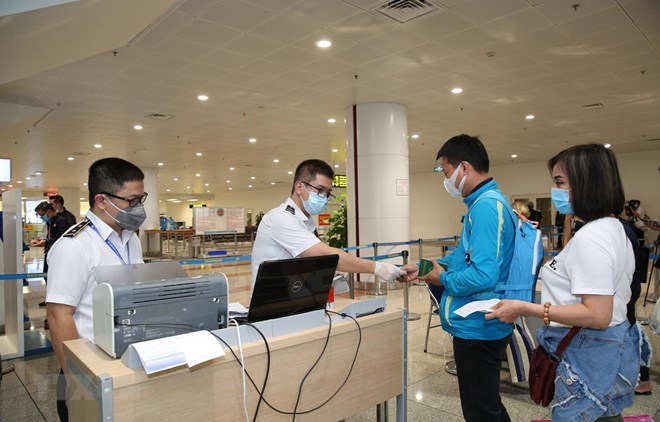 Scope and area of entry and exit control for Vietnamese citizens at the border gate