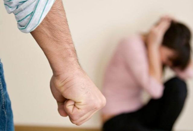 Tố giác về hành vi bạo lực gia đình ở đâu?