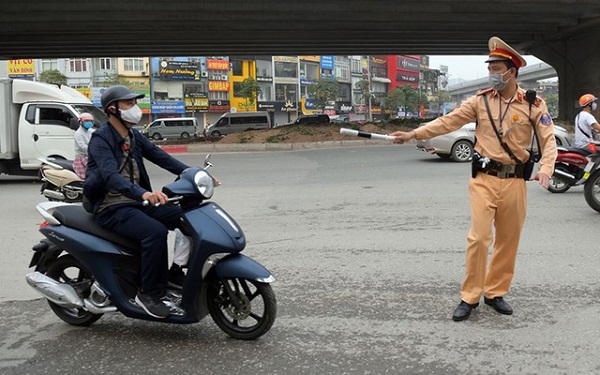 Các trường hợp cảnh sát giao thông được dừng phương tiện giao thông để kiểm soát
