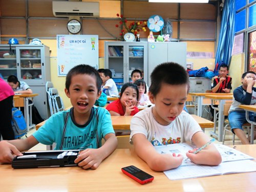 Tasks and powers of the Central Standing Committee of the Vietnam Relief Association For Handicapped Children