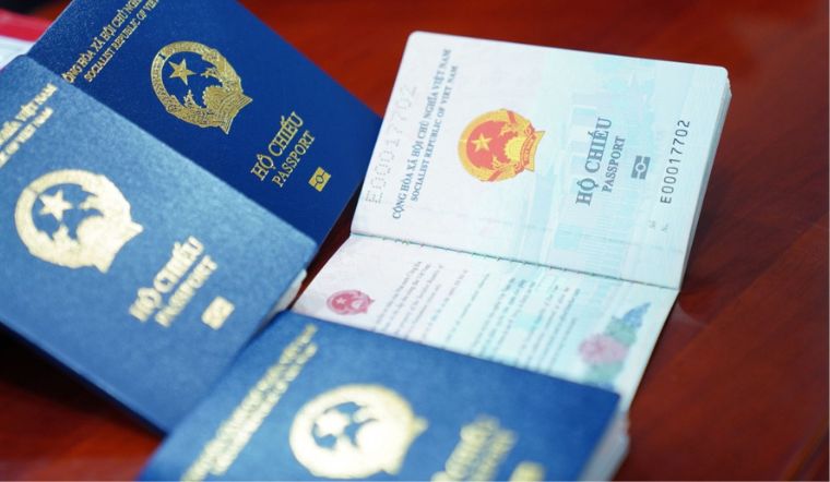 Các giấy tờ liên quan đến việc cấp hộ chiếu phổ thông ở trong nước từ ngày 15/8/2023