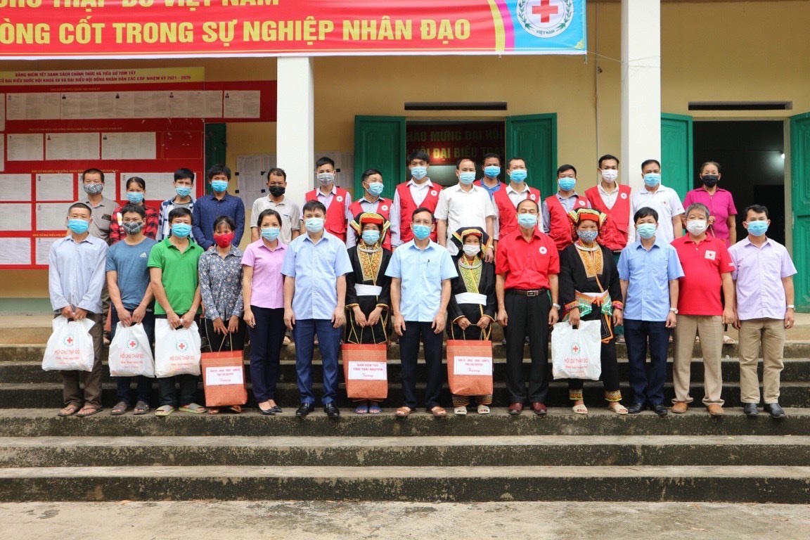 To complete the law on Red Cross activities and humanitarian work in Vietnam