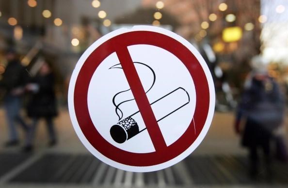 Các địa điểm cấm hút thuốc lá hoàn toàn trong nhà