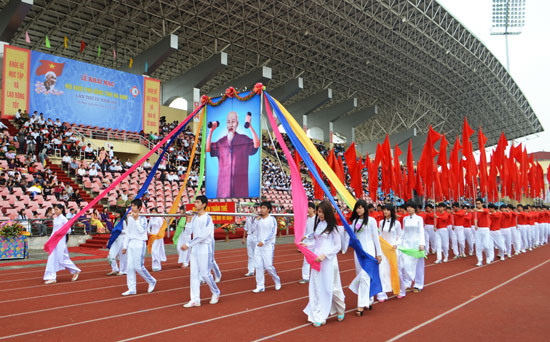 Physical education, school sports activities in the school year 2023-2024 in Vietnam 