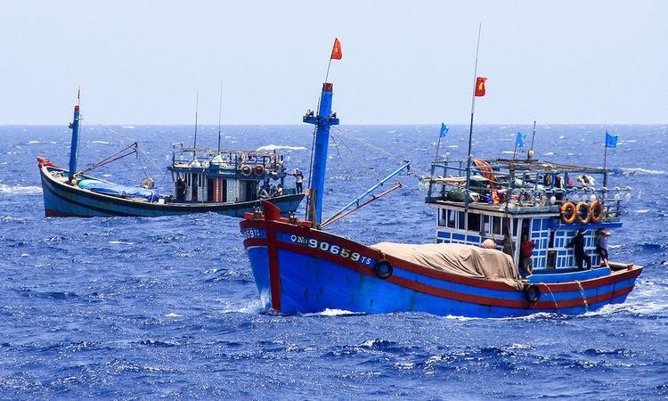 To issue policies to support livelihoods for fishermen who volunteer not to participate in fishing activities in Vietnam