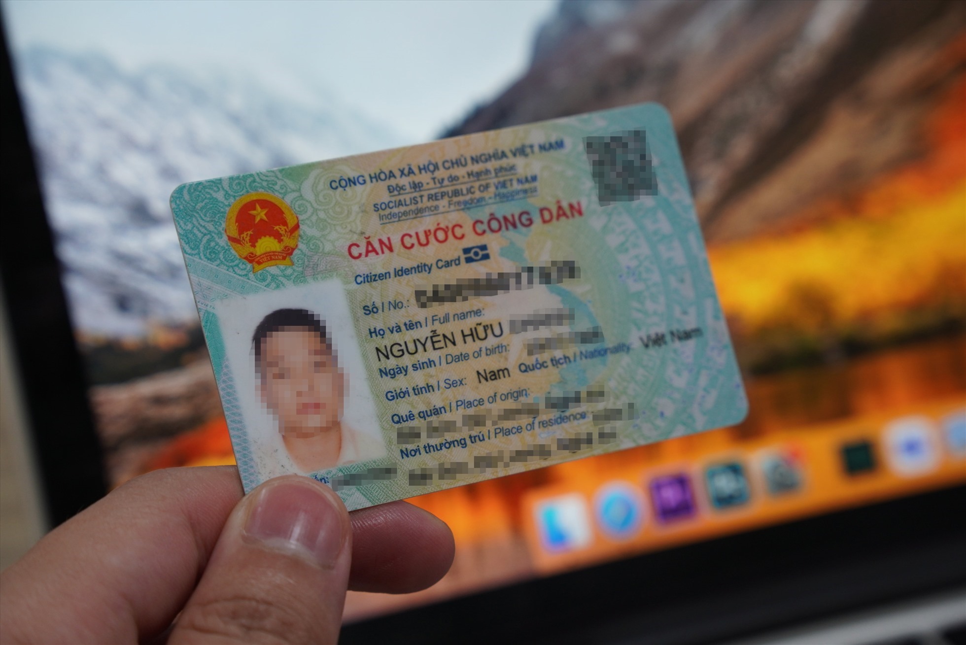 When will Citizen identity cards issued under the Law on Citizen Identification 2014 expire in Vietnam?