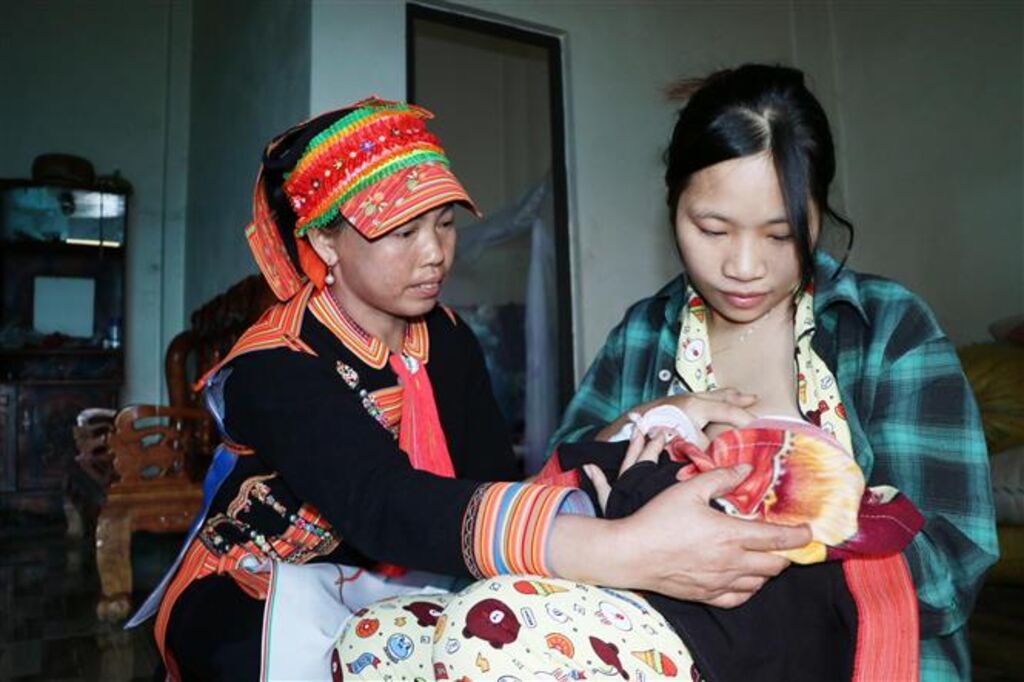 Regulations on standards for village midwives in Vietnam as of January 1, 2024