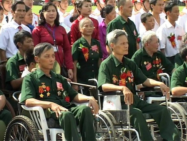 Latest preferential policy for people with meritorious services to the revolution in Vietnam