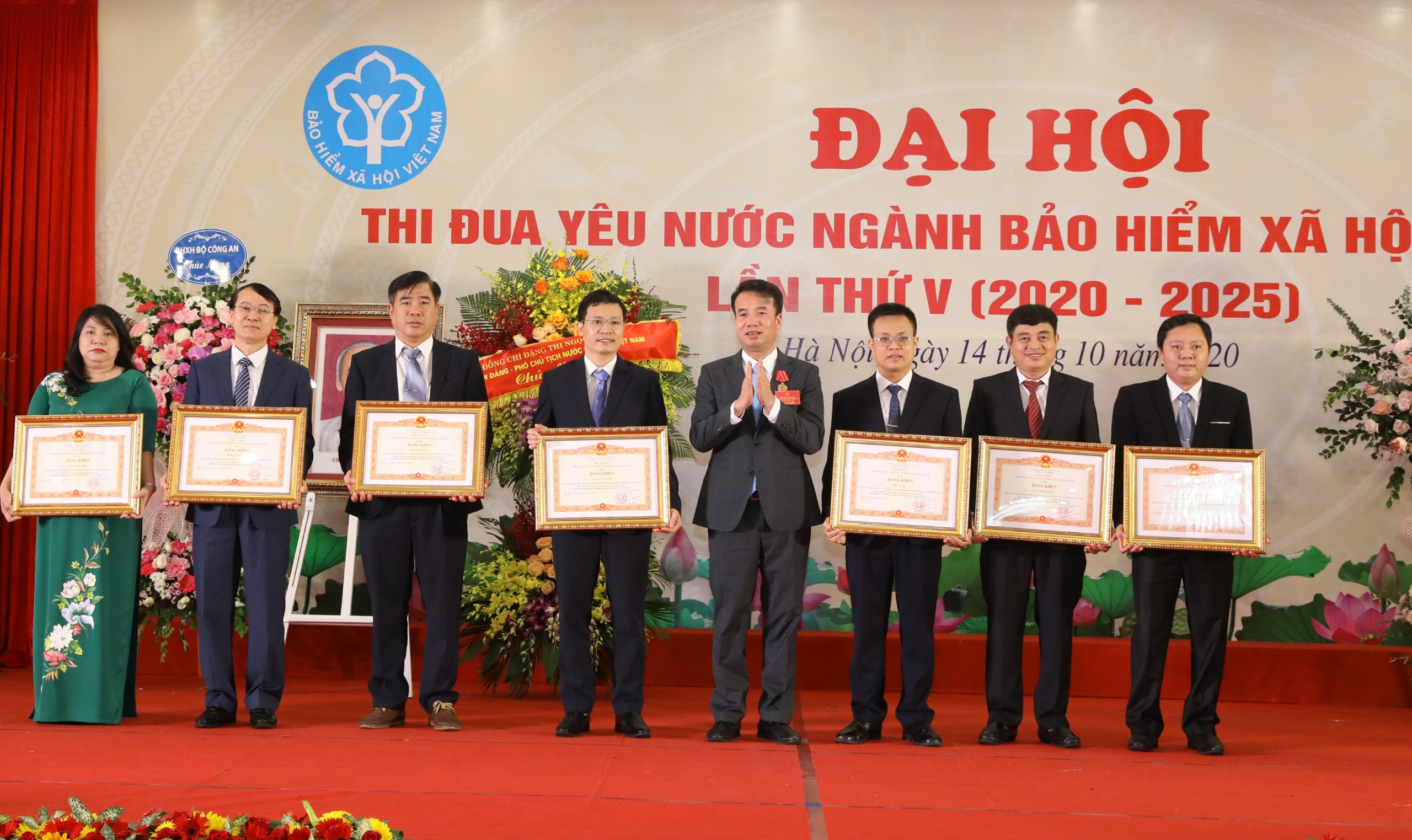 Criteria for awarding Certificates of Merit by the General Director of Vietnam Social Security