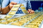 To promote the implementation of solutions to manage the gold market in the upcoming time in Vietnam