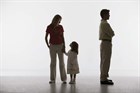 Nghị quyết 01/2024/NQ-HĐTP: Hướng dẫn quy định về hạn chế quyền của cha, mẹ với con chưa thành niên