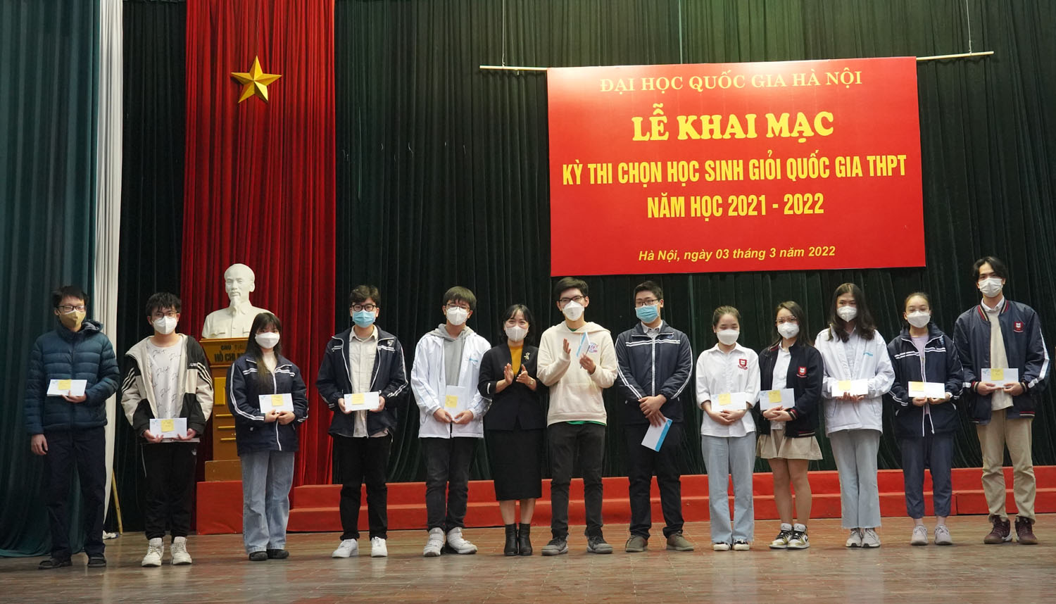 Profiles of candidates participating in exams for selection of excellent students at national level in Vietnam