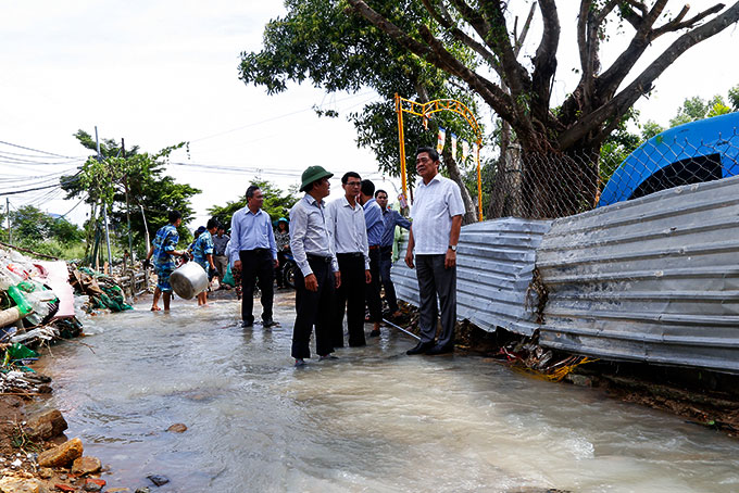 To be proactive in provideing social support and overcoming natural disaster consequences to stabilize people's lives in Vietnam