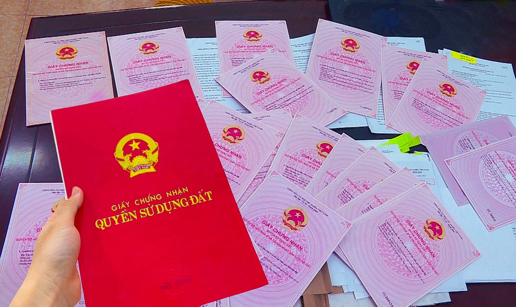 Cases for reissuing Land use right certificates in Vietnam from August 1, 2024