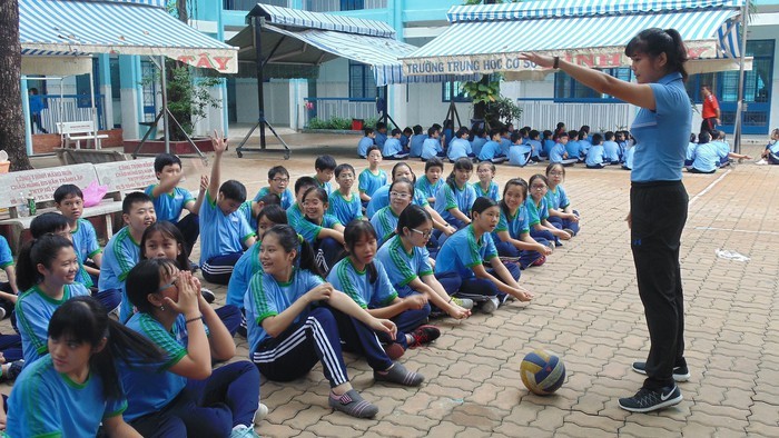 Duties of physical education teachers and lecturers in Vietnam