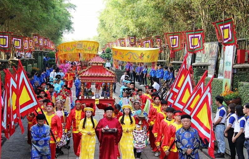 Enhancement of the management of local cultural activities in Vietnam