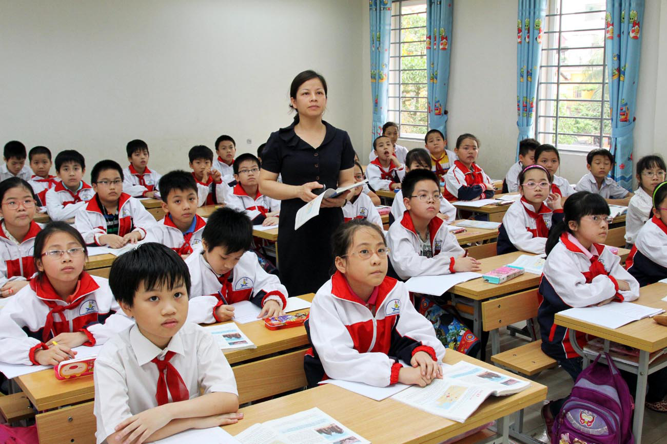 Conditions for promotion of ranks of primary school teachers in Vietnam (Latest)