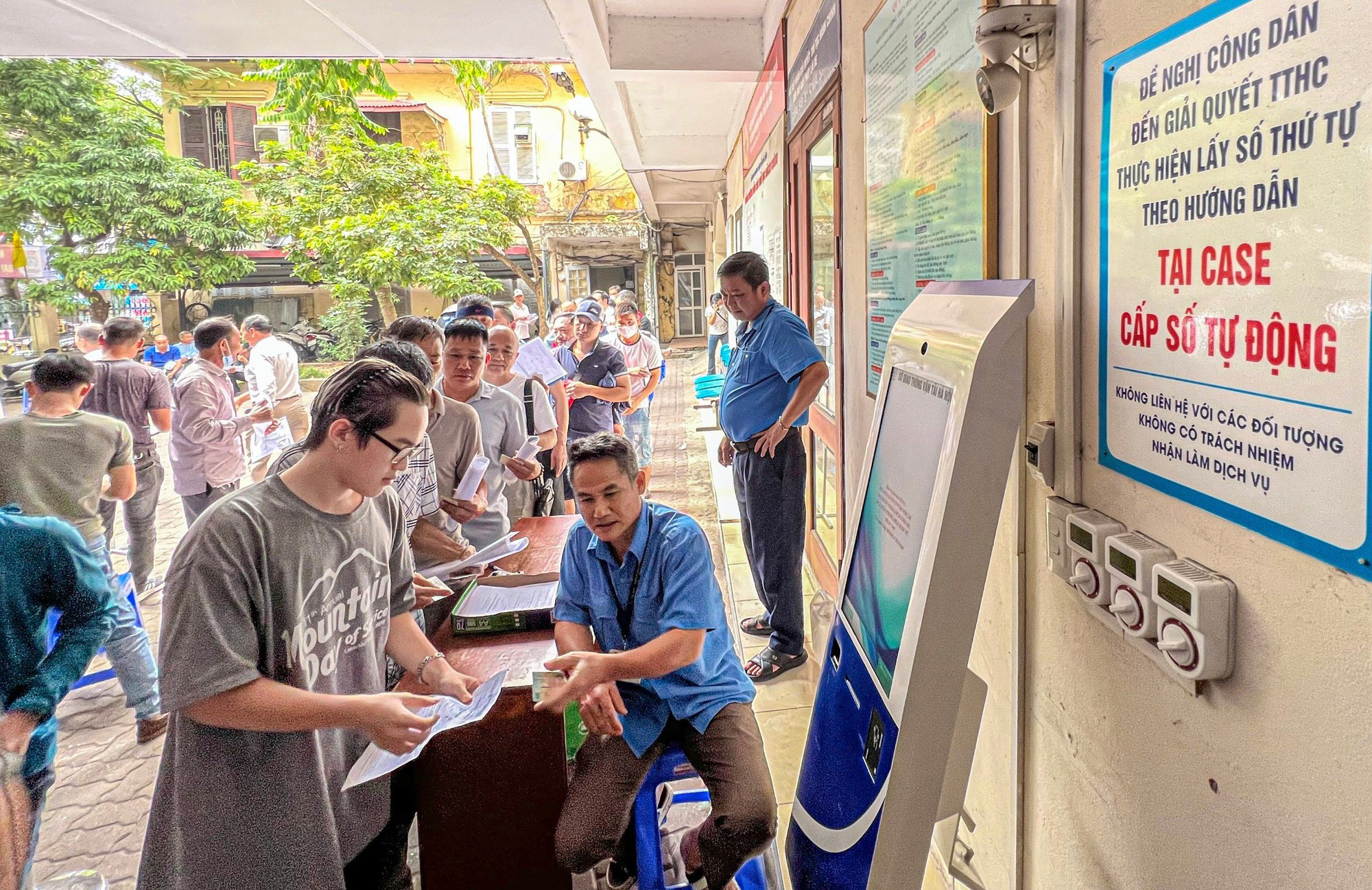 Procedures for re-issuance of driver licenses at commune police in Vietnam from March 01, 2025