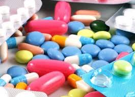 Nhóm ngành bán lẻ thuốc, dụng cụ y tế, mỹ phẩm và vật phẩm vệ sinh trong các cửa hàng chuyên doanh có mã ngành bao nhiêu?