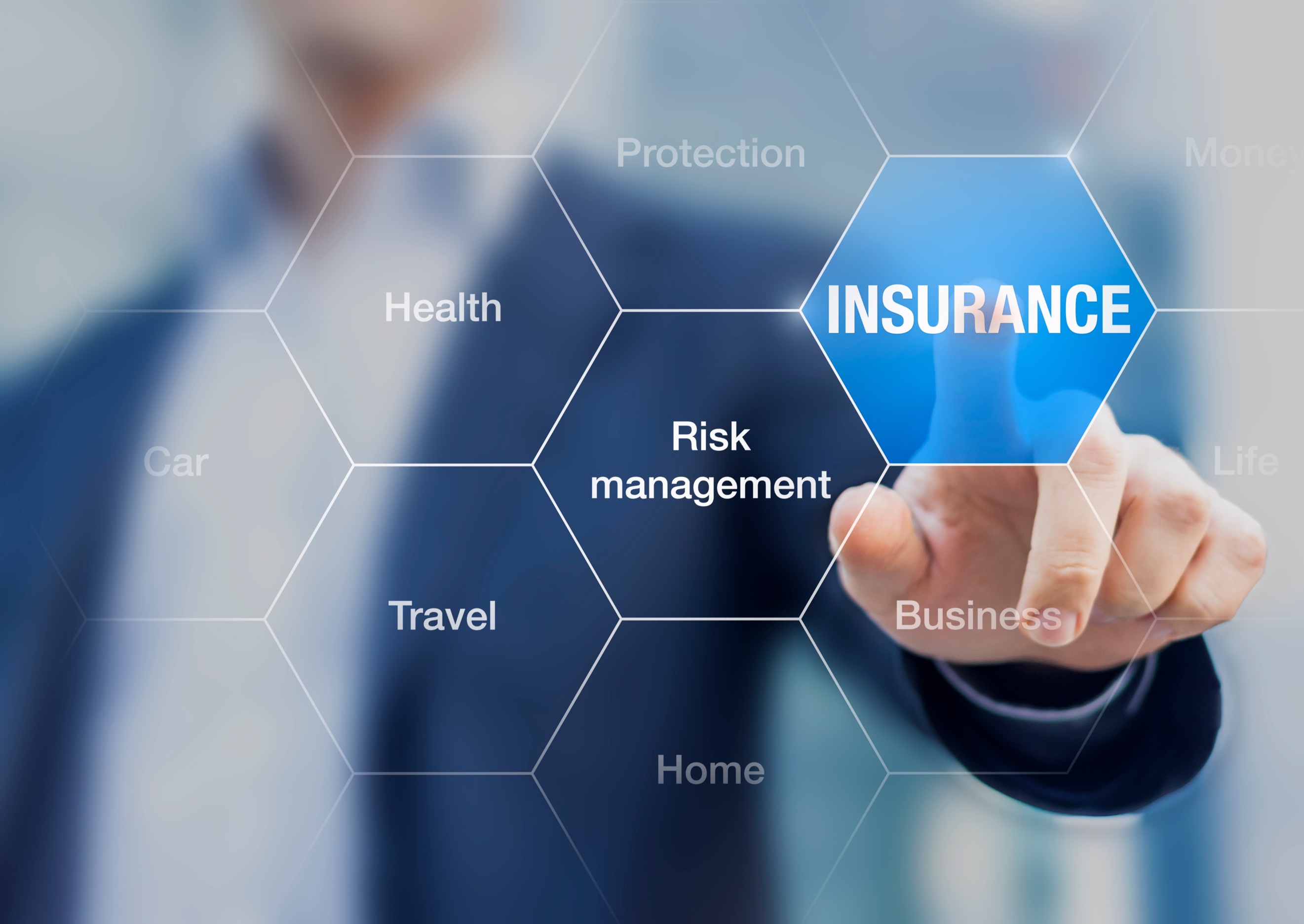 Kinh doanh bảo hiểm và kinh doanh tái bảo hiểm là gì?