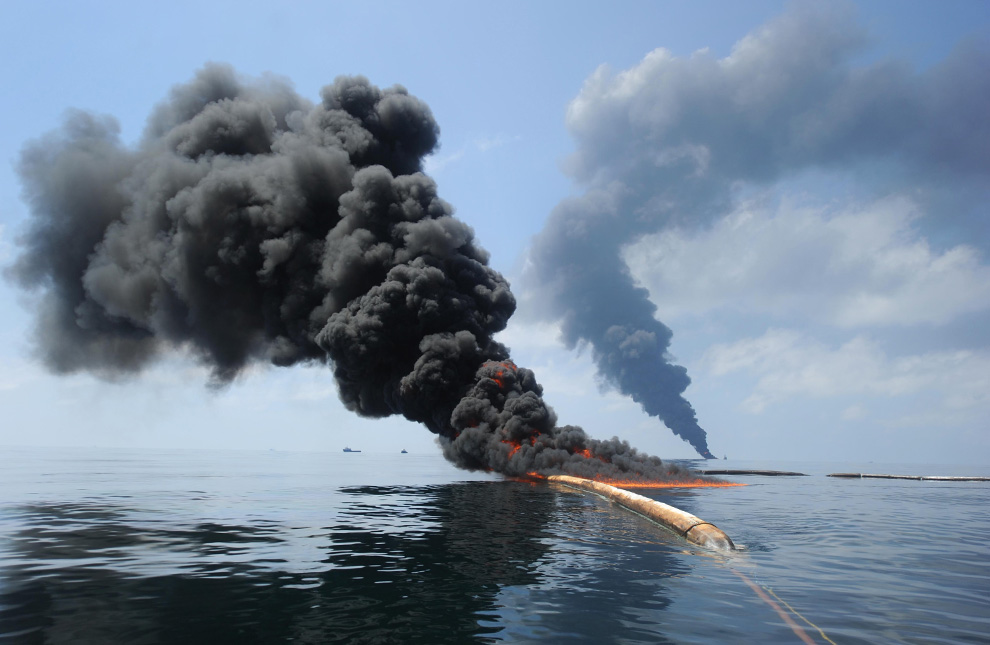 What are principles of oil spill response in Vietnam?
