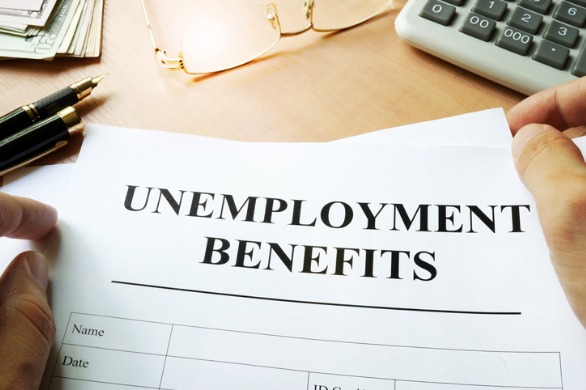 What is period for receipt of unemployment allowance after submitting complete dossiers in Vietnam?