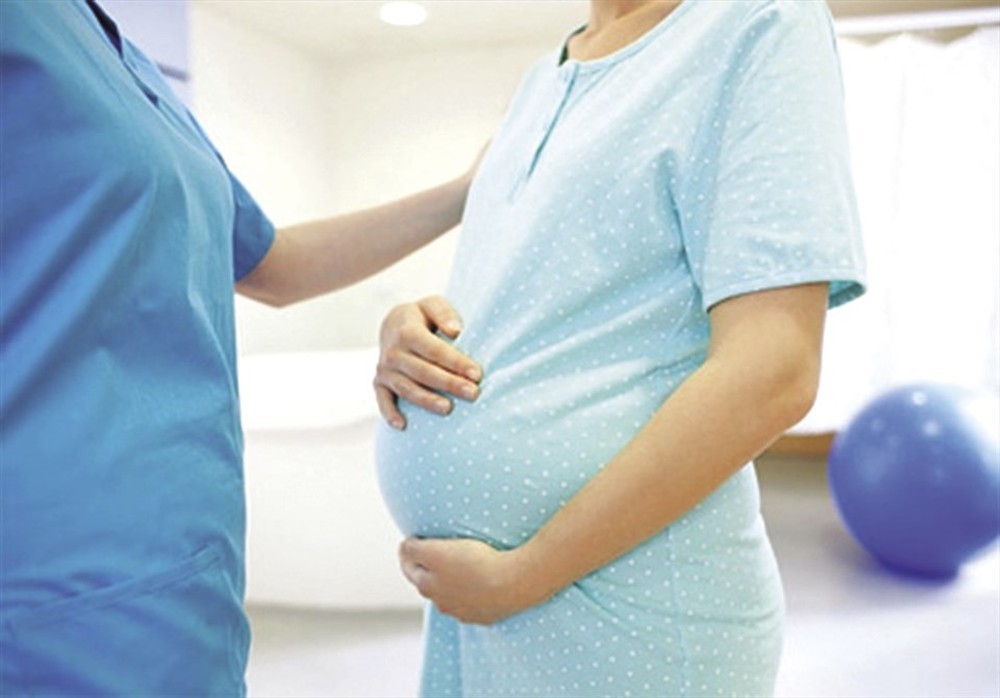 Điều kiện đối với người mang thai hộ