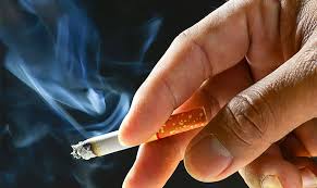 Bán thuốc lá phải nộp thuế tiêu thụ đặc biệt?