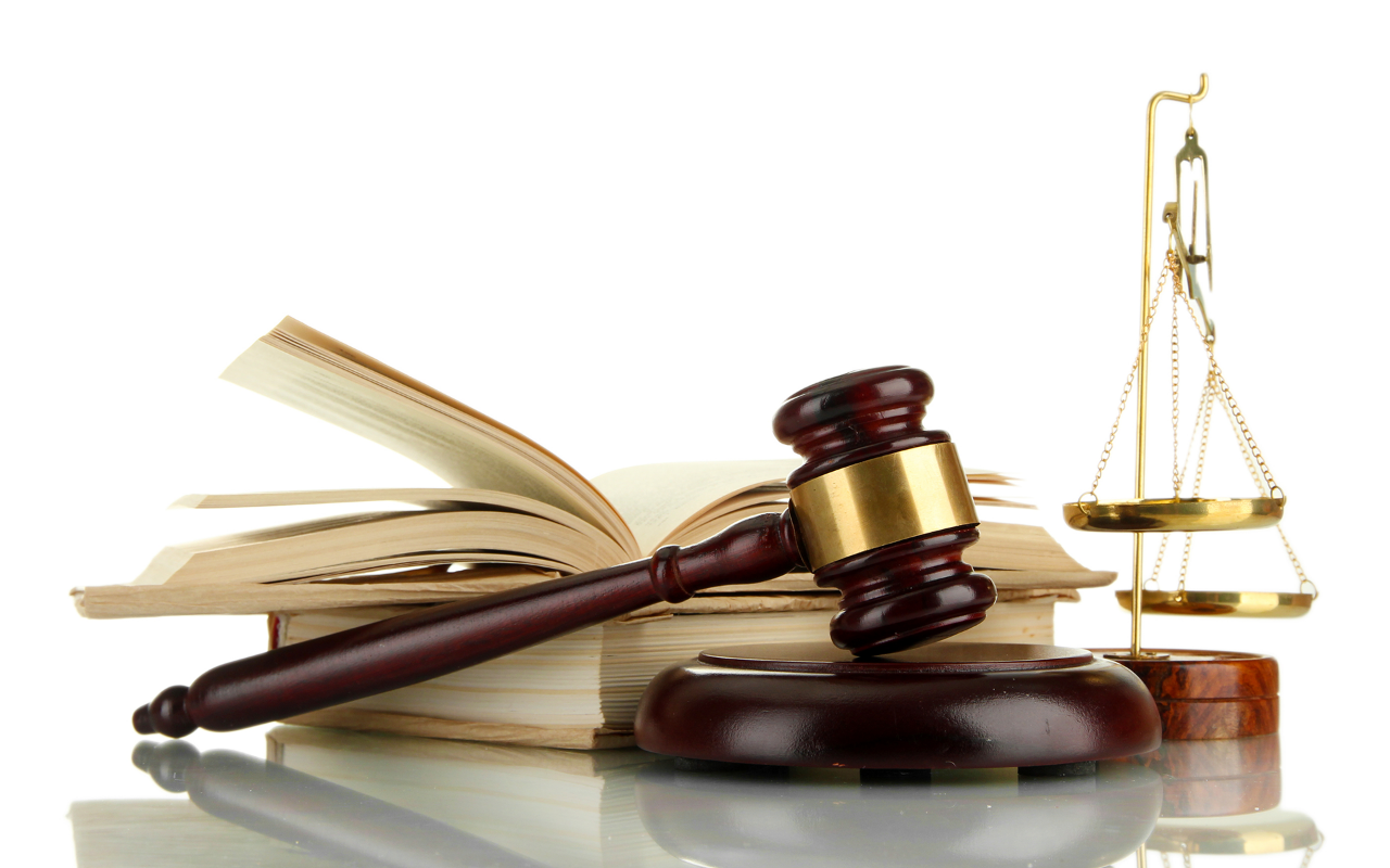 Học văn bằng 2 luật thì có tham gia lớp bồi dưỡng luật sư không?