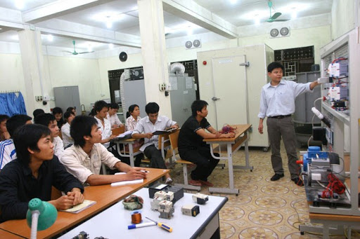08 nhiệm vụ của nhà giáo dạy trình độ sơ cấp, Thông tư 40/2015/TT-BLĐTBXH