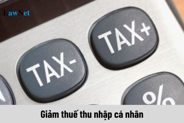 Người lao động được giảm thuế thu nhập cá nhân bao nhiêu nếu số thuế phải nộp trong năm tính thuế lớn hơn mức độ thiệt hại?