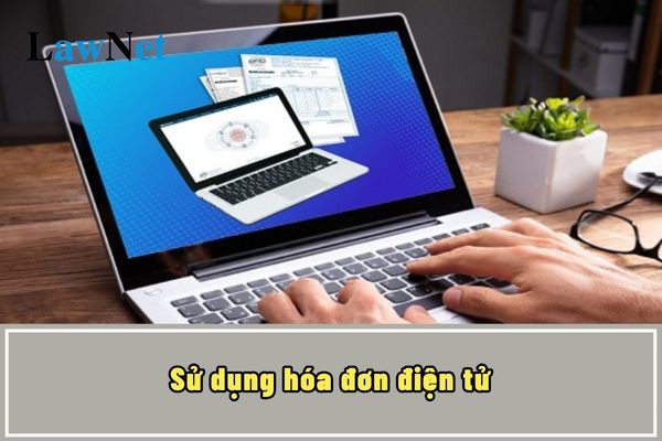 Sử dụng hóa đơn điện tử có được lập bảng kê hàng hóa dịch vụ bán ra kèm theo hay không?