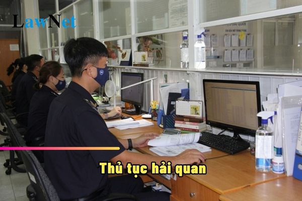 Hàng hóa viện trợ không hoàn lại có được áp dụng biện pháp dừng làm thủ tục hải quan không?