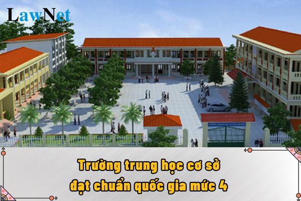 Trường trung học cơ sở đạt chuẩn quốc gia mức 4 phải có tỷ lệ học sinh lưu ban bao nhiêu phần trăm?