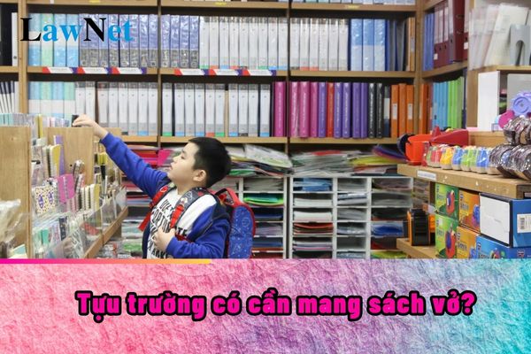 Tựu trường có cần mang sách vở không? Còn hơn 10 ngày nữa học sinh lớp 1 chính thức đi học trở lại?