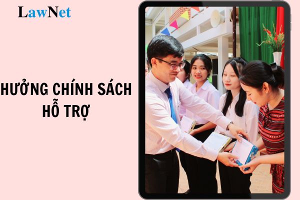 Để được hưởng chính sách hỗ trợ ở xã, thôn đặc biệt khó khăn học sinh THPT là người dân tộc Kinh cần điều kiện gì?