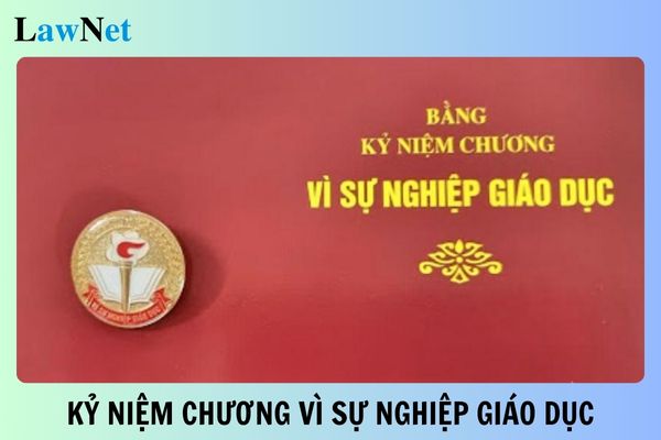 Kỷ niệm chương Vì sự nghiệp giáo dục có tặng cho tổ chức không?