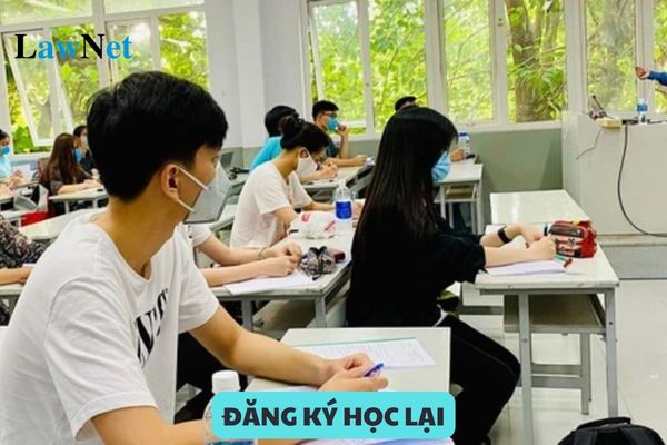 Sinh viên cao đẳng mầm non phải đăng ký học lại khi nào?