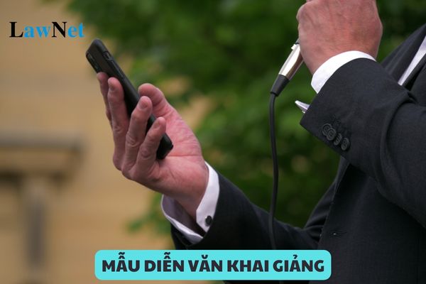 Mẫu diễn văn khai giảng năm học mới 2024 2025 trường THCS, THPT?