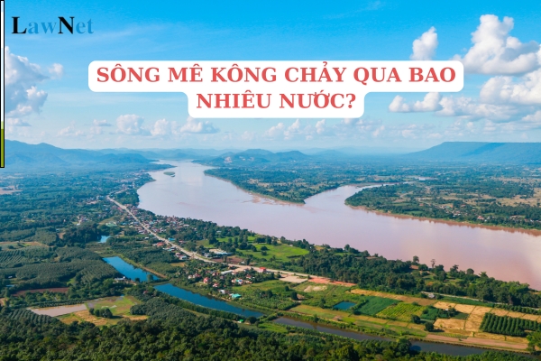 Through how many countries does the Mekong River flow? What requirements must teaching equipment in subject rooms meet?