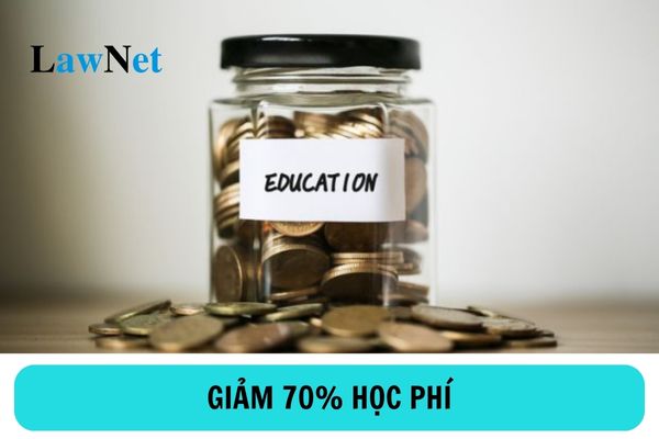 Trường hợp nào sinh viên được giảm học phí 70%?