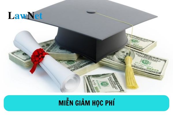 Mẫu đơn đề nghị miễn giảm học phí cho sinh viên trường cao đẳng?