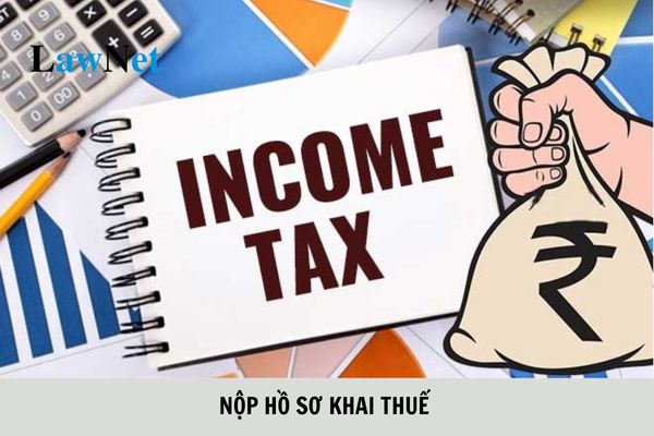 Where should individuals with taxable income from salaries and wages that require tax finalization file their tax returns?