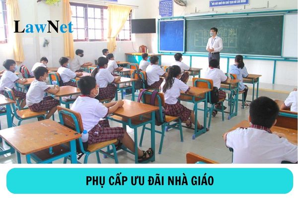 Mức phụ cấp ưu đãi nhà giáo tại trường công lập hiện nay là bao nhiêu?