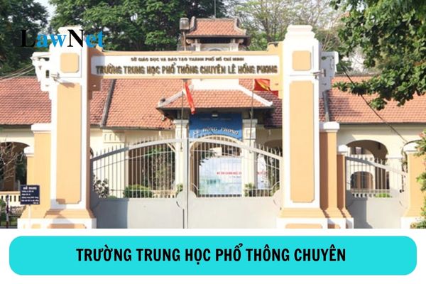 Ai có thẩm quyền cho phép trường trung học phổ thông chuyên hoạt động giáo dục?