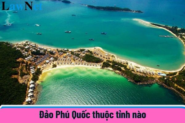 To which province does Phu Quoc Island belong? What is the shape of Phu Quoc Island?