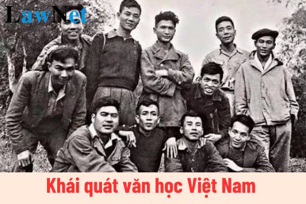 Khái quát văn học Việt Nam từ đầu Cách mạng tháng tám 1945 đến thế kỉ 20? Học sinh lớp 12 được học môn tự chọn gì?