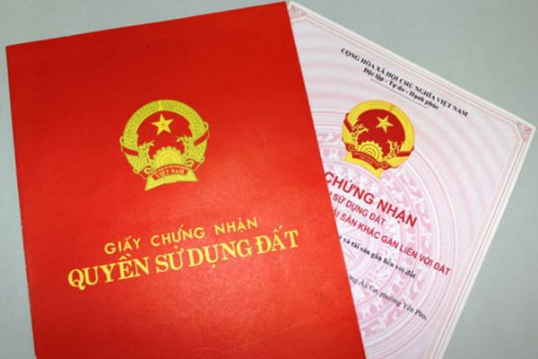Phí làm hồ sơ cấp sổ đỏ, hồ sơ nhà, đất tại TP Hồ Chí Minh mới nhất thế nào? Đối tượng phải đóng phí gồm những ai?