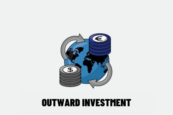 What are the rules for transfer of foreign currency abroad before the issuance of the outward investment registration certificate in Vietnam?