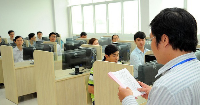 Application for registration for public employee professional title promotion exam in Vietnam 
